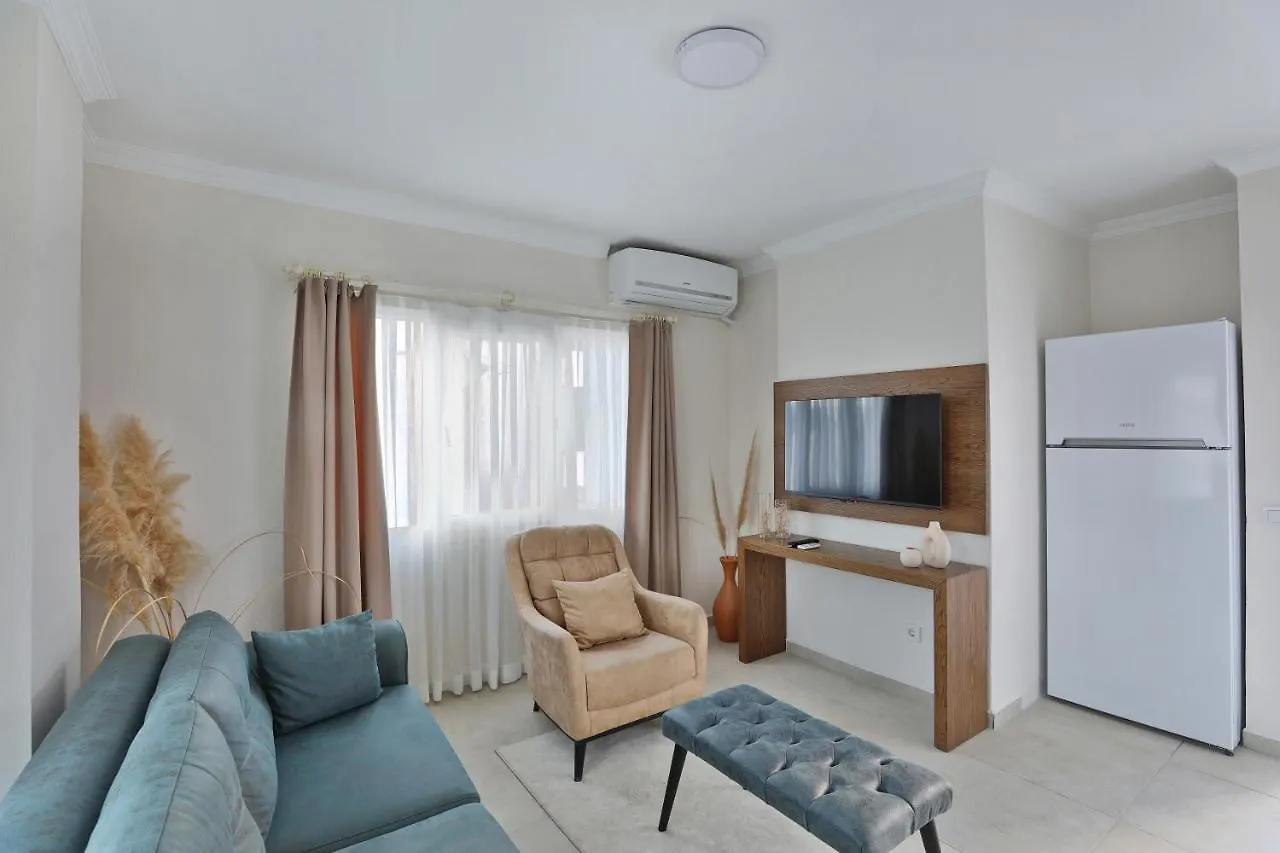 Lavinya Otel Golturkbuku