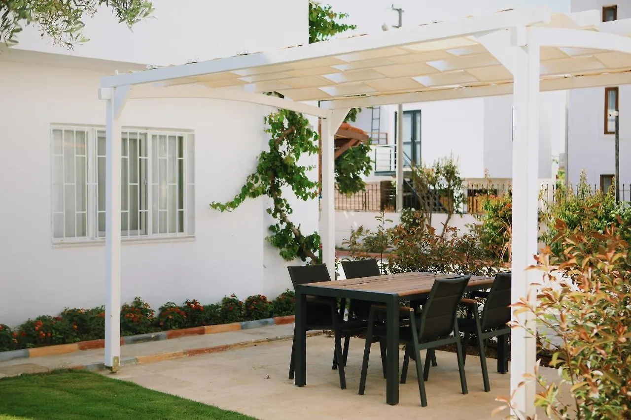Lavinya Otel Golturkbuku